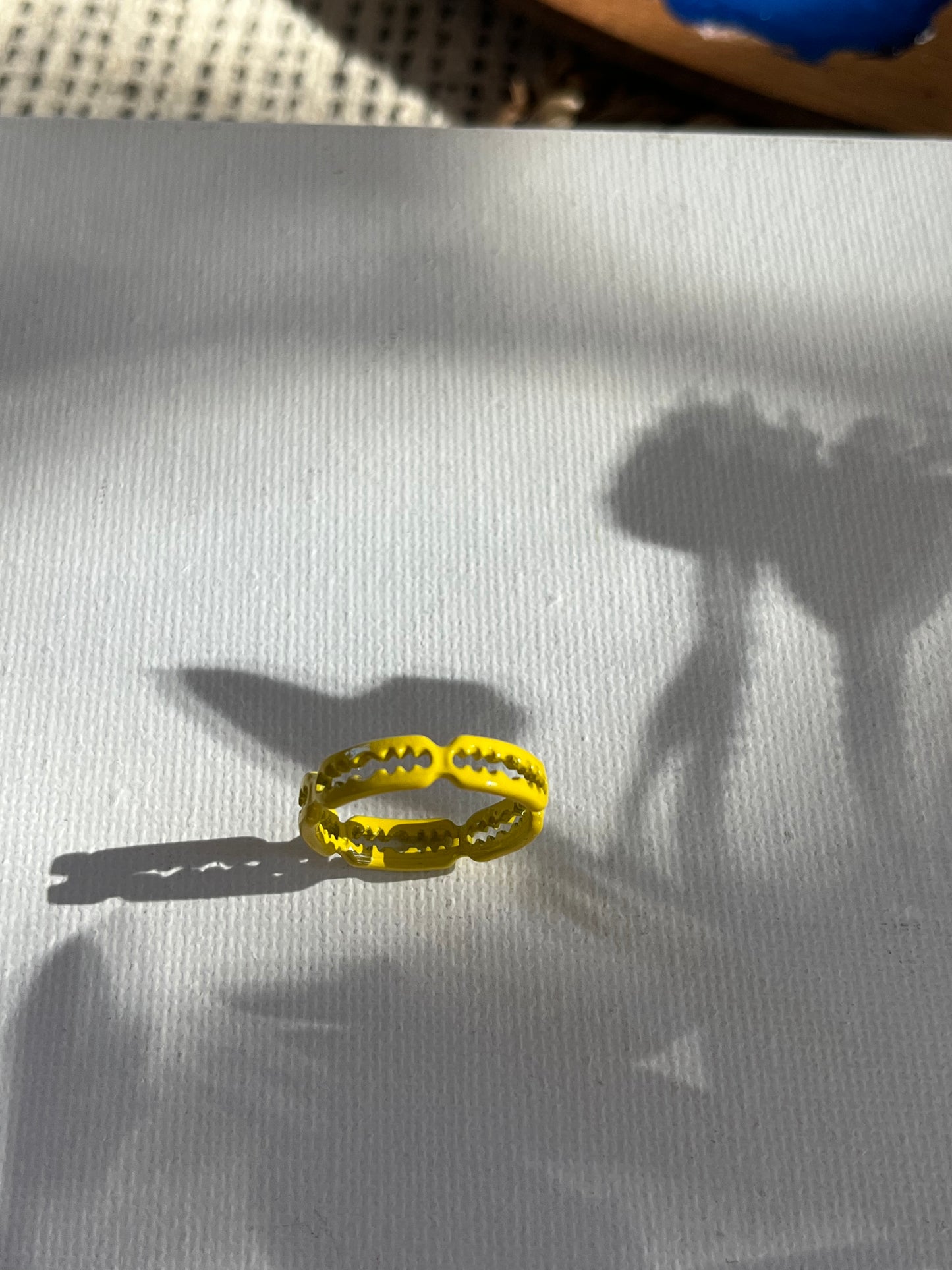 Yellow Wave Pattern Blade Ring 1