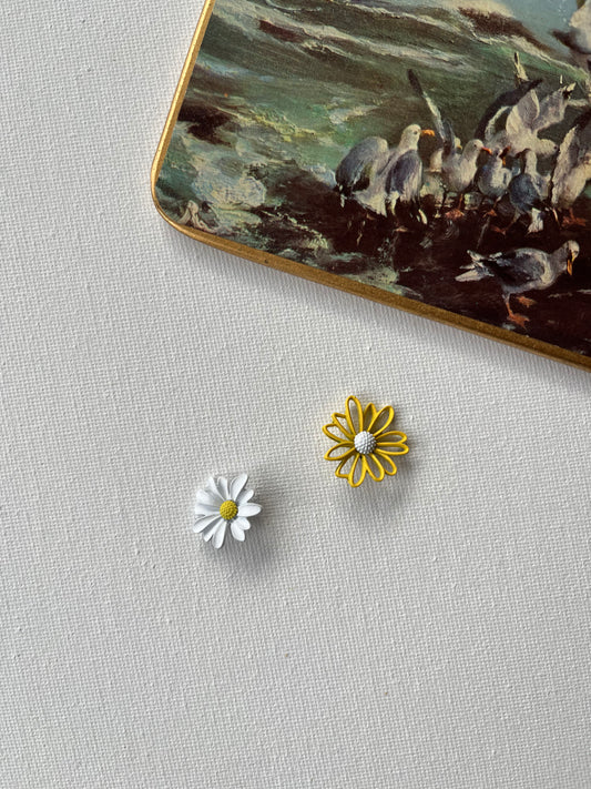 Mismatched White and Yellow Daisy Earrings